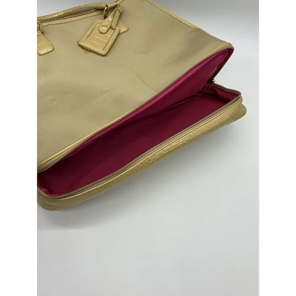 Studio Large‎ Hand Bag / Purse